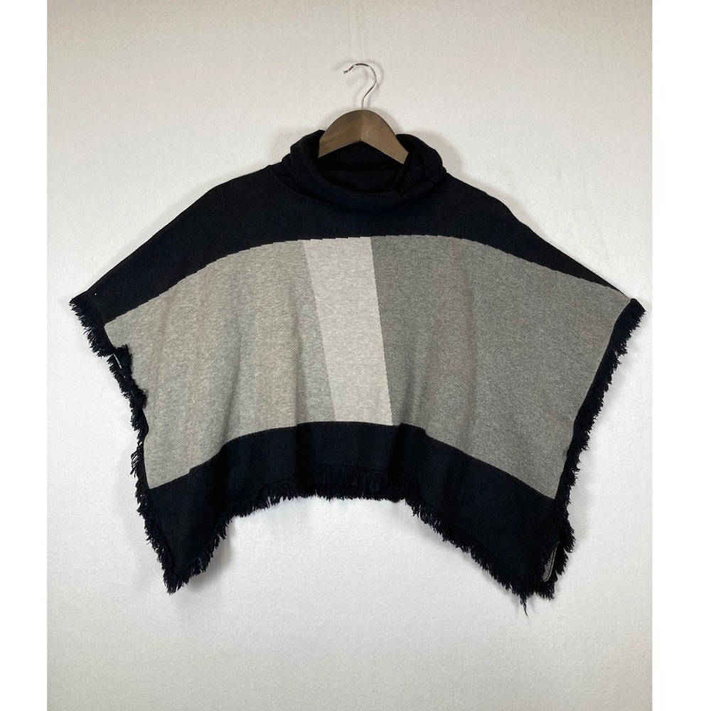 Chic Minimalist THML Women XS/S Black Grey Colorblock Fringe Turtleneck Poncho